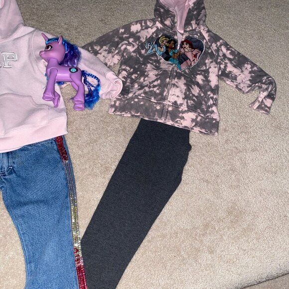 Little Girls Size 4T Clothing Bundle and Shoes Christmas - Picture 2 of 6